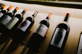 Quel coût prévoir pour une cave à vin, achat et usage compris ?